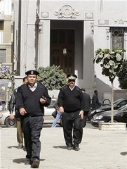 Il Cairo: ordigno contro sinagoga