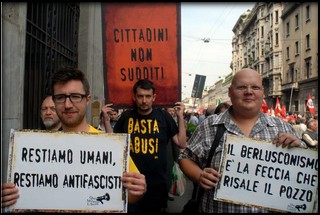 25 Aprile a Milano: centri sociali urlano “Fascisti” ai rappresentanti della Brigata Ebraica!!!