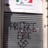 Roma: striscioni di auguri e svastiche su sedi Anpi e Pd per i 100 anni del boia nazista Erich Priebke