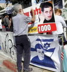 Gilad Shalit: di nuovo ferme le trattative per la sua liberazione…e intanto la Croce Rossa Internazionale tace