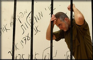 La crudeltà di Hamas non conosce fine: pubblicata finta foto di Gilad Shalit a 5 anni dal suo rapimento