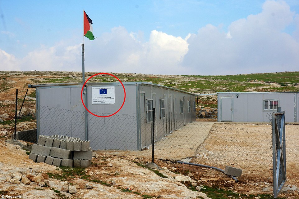 unione-europea-cisgiordania-area-c-west-bank-costruzioni-illegali-focus-on-israel