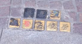 Antisemitismo a Torino: vandalizzate pietre d’inciampo